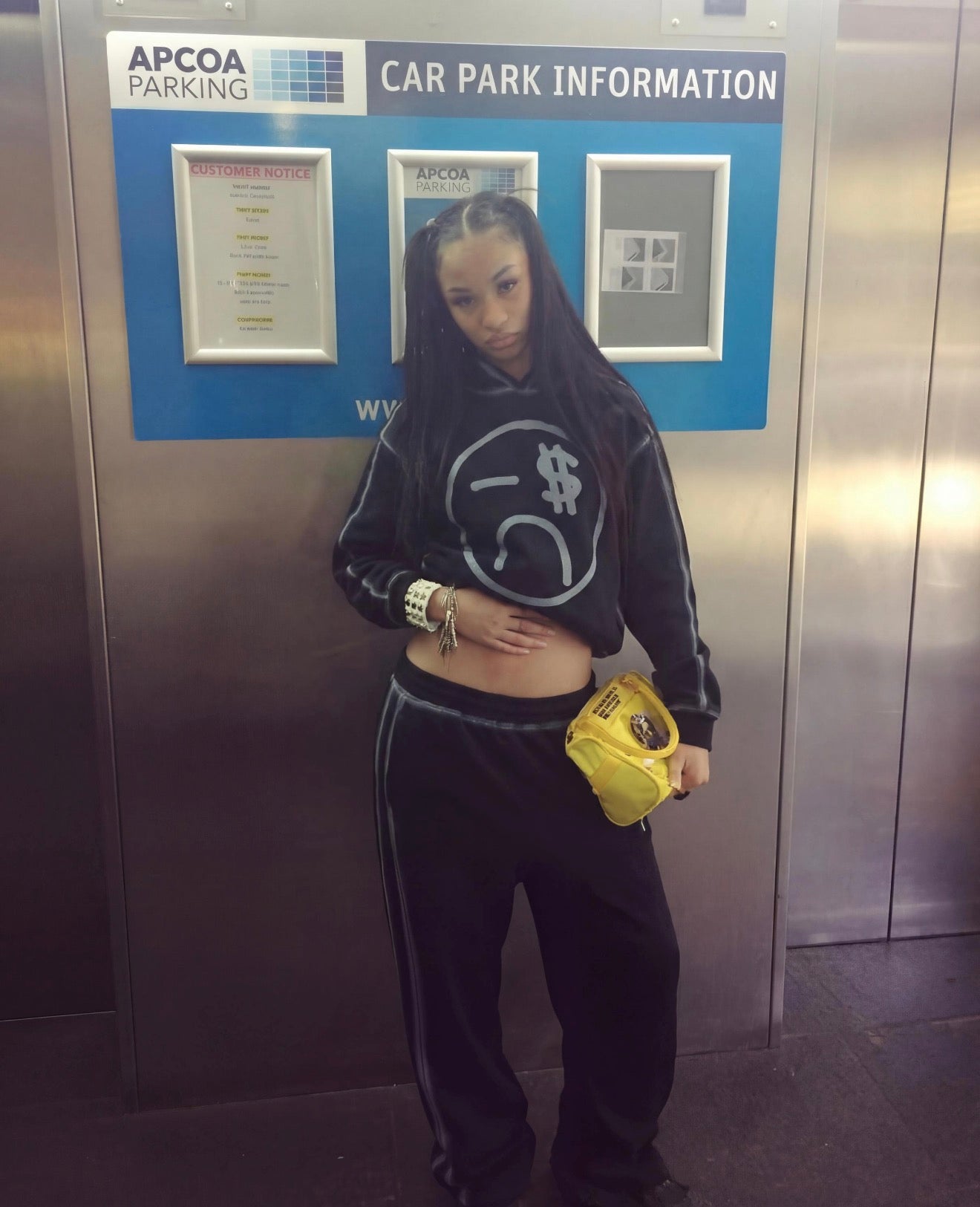 Money Cry Washed Black Streetwear Sweatpants - Pixie Sleeze